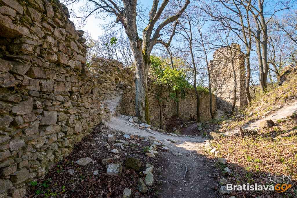 Biely Kameň Castle
