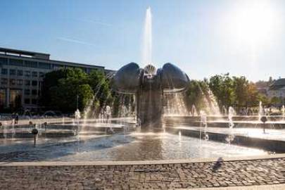 Družba Fountain
